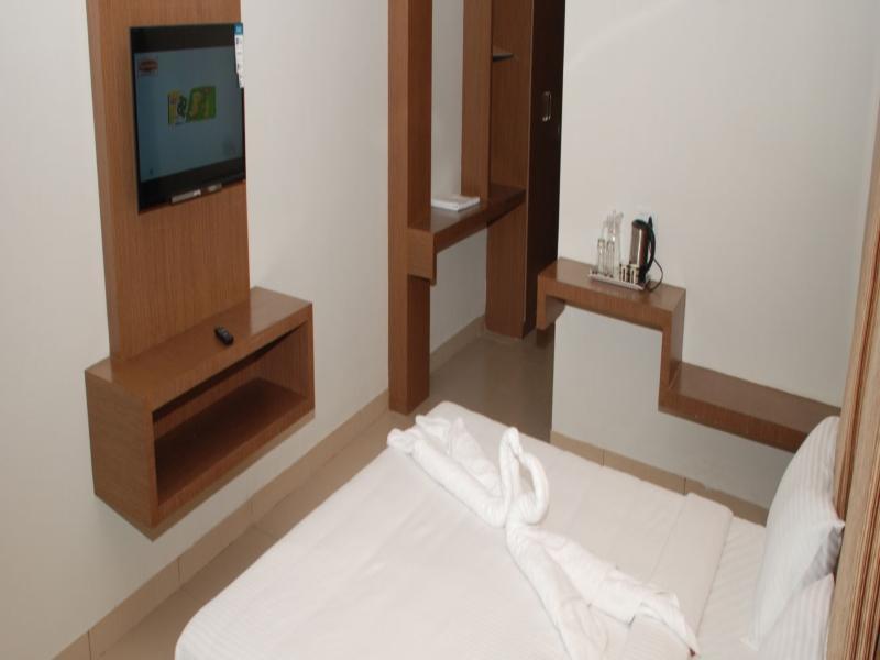 Hotel Pla Amrith Inn Tiruchirappalli Eksteriør billede